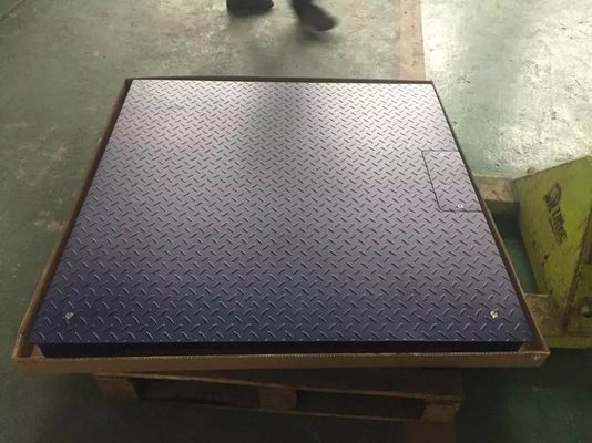 Low-Profile Industrial Floor Weighing Scale With Ramp Access Load Cells